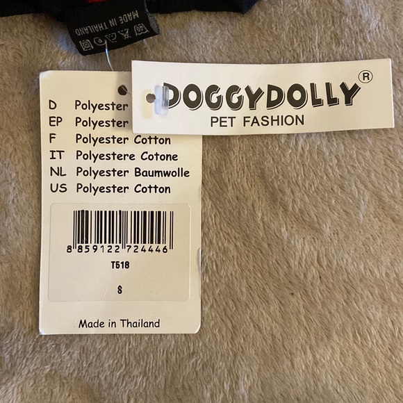 XS Doggy Dolly red and black t-shirt - Picture 4 of 5